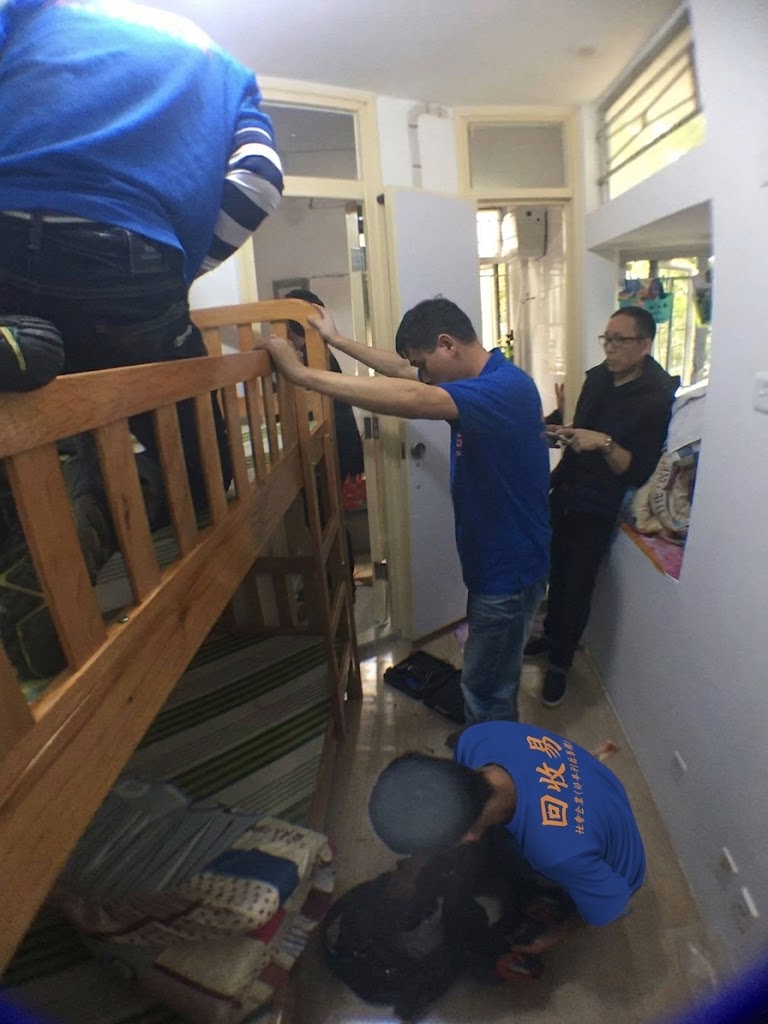 回收易團隊上門搬運傢俬